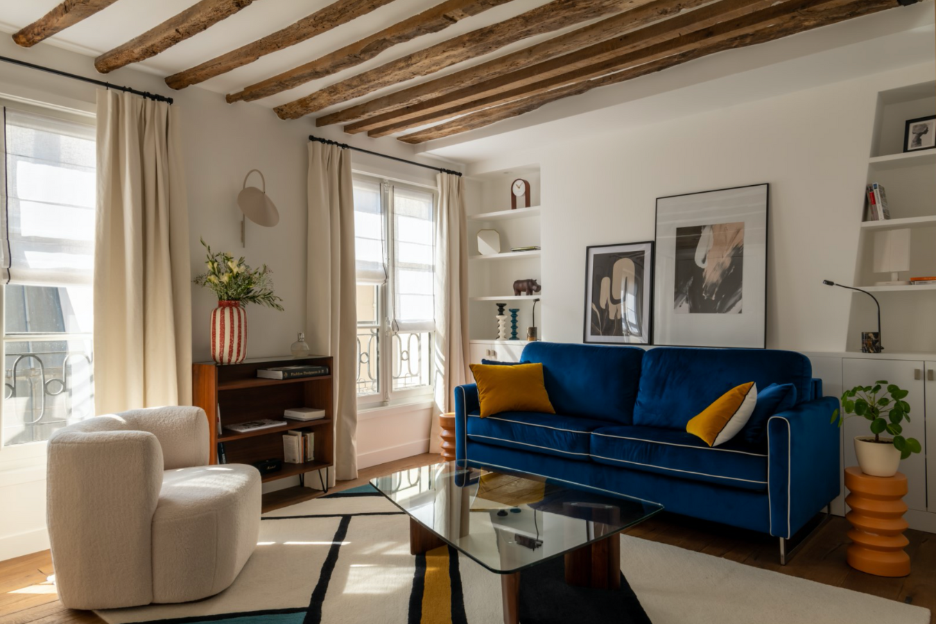 MR Agency Real Estate, apartment Paris 8 to rent