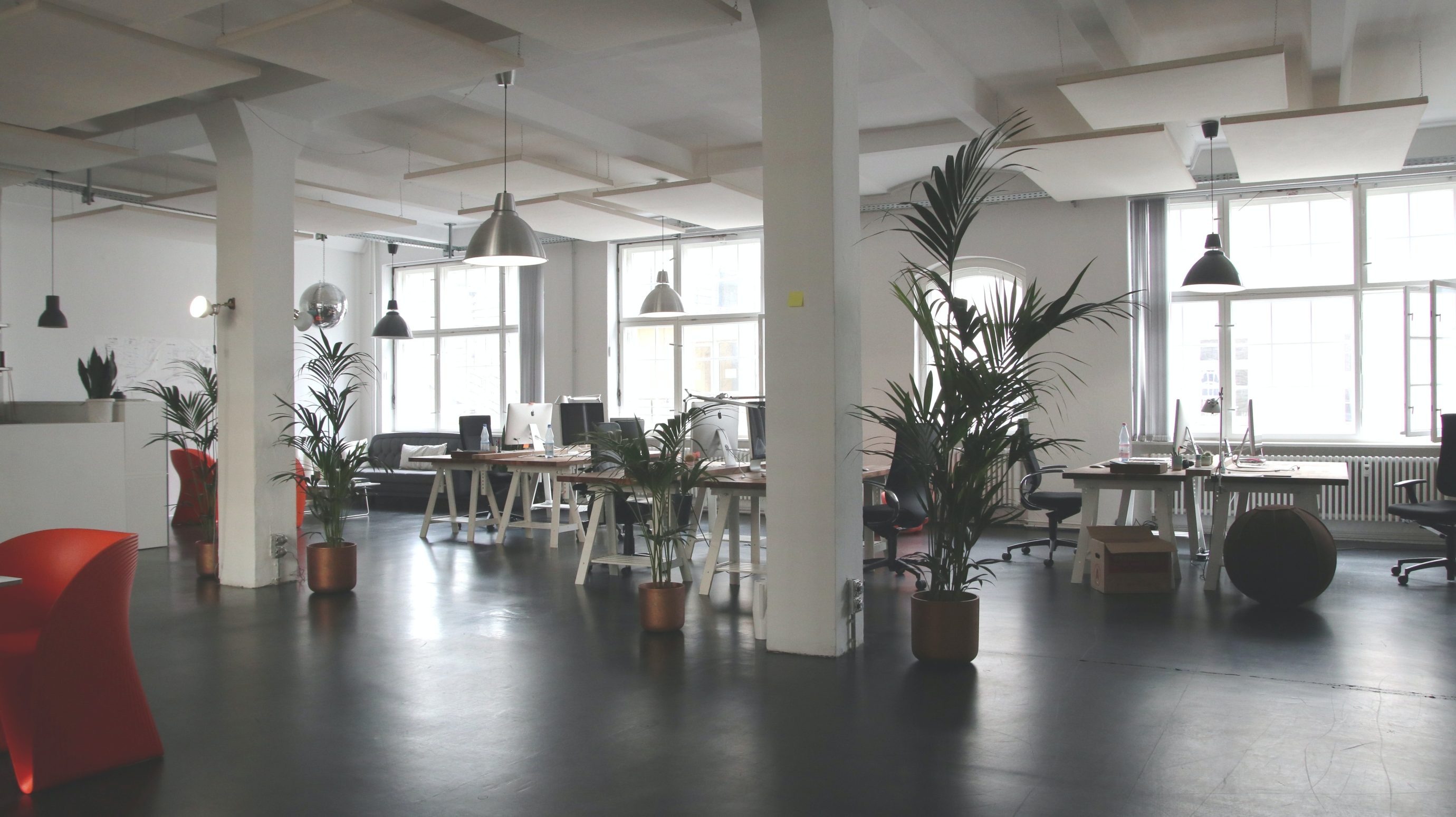 Office or commercial space rental in Paris